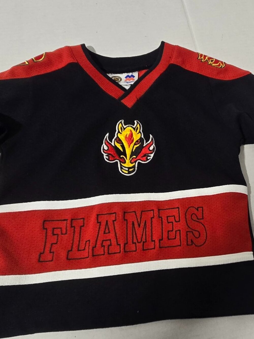 Calgary Flames NHL Licensed Toddler Hockey Jersey | Mighty Mac | 18 Months | Vin